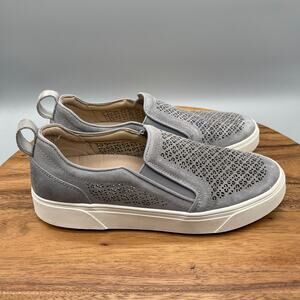Vionic Kimmie Perf Shoes Womens Size 9.5 Gray Casual Comfort Walking Sneakers